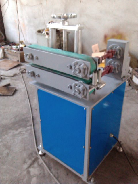 塑料擠出機小型擠出生產線 價格、廠家與產品解析